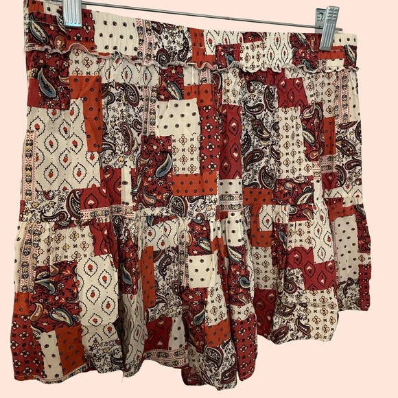 High Waist Summer Breezy Shorts with Tassels - Picture 3 of 6